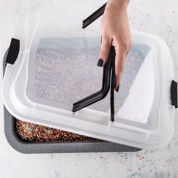 תבנית אפיה עם מכסה