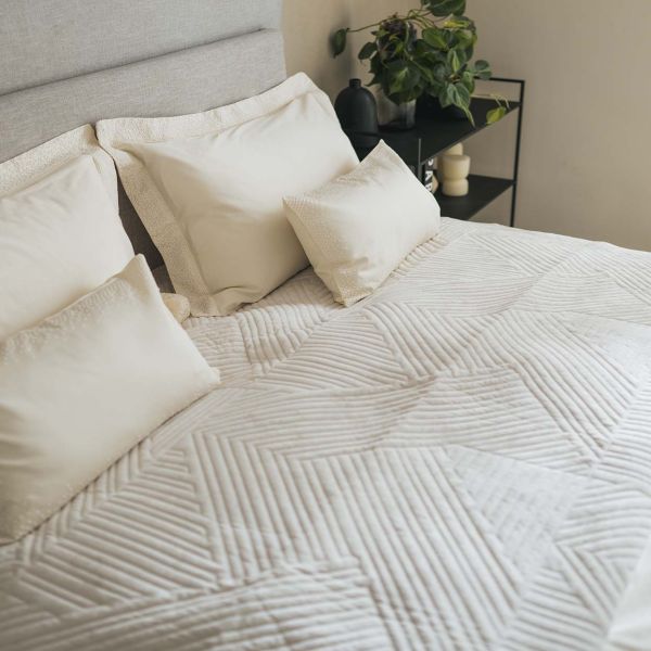 מצעי פרימיום Queen Pearl - ציפית נוי