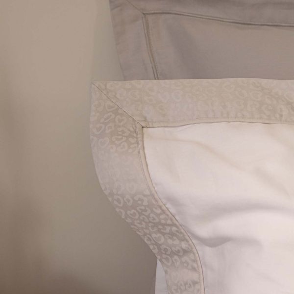 סט מצעים סאטן 300 חוטים - דגם Gabriel