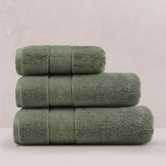 מגבת כותנה חלקה סדרת Exclusive Pro